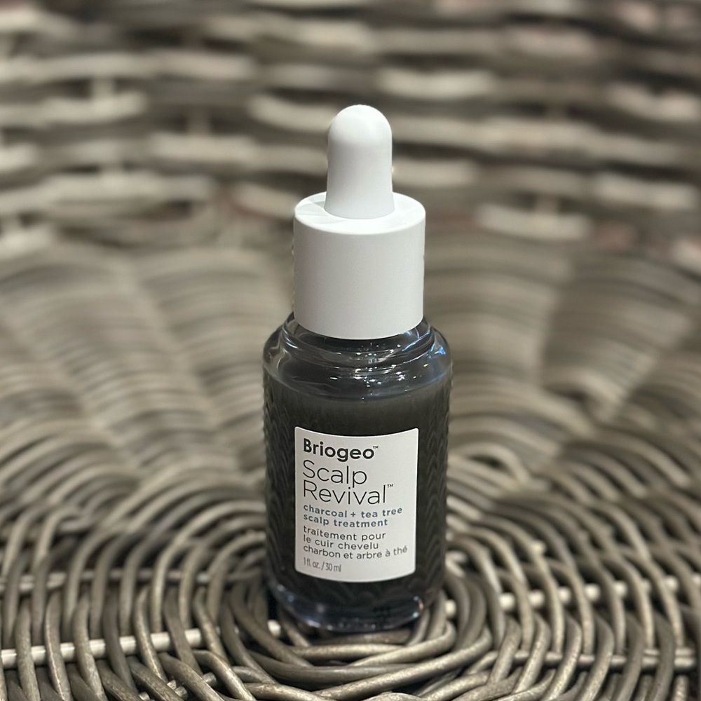Briogeo Scalp Revival Charcoal + Tea Tree Scalp Treatment